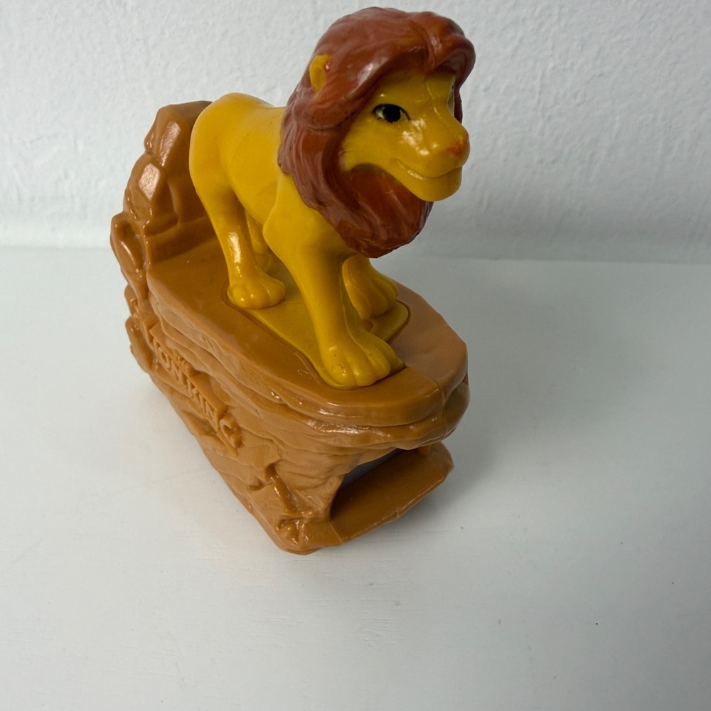 Disneyland 40th Lion King Celebration Simba Rolling Toy Figure 1995